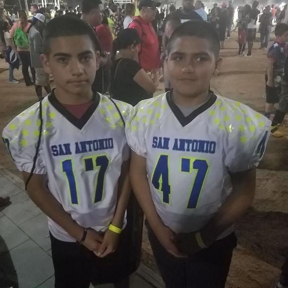 Meet your Posher, Avalos - Picture 1 of 1